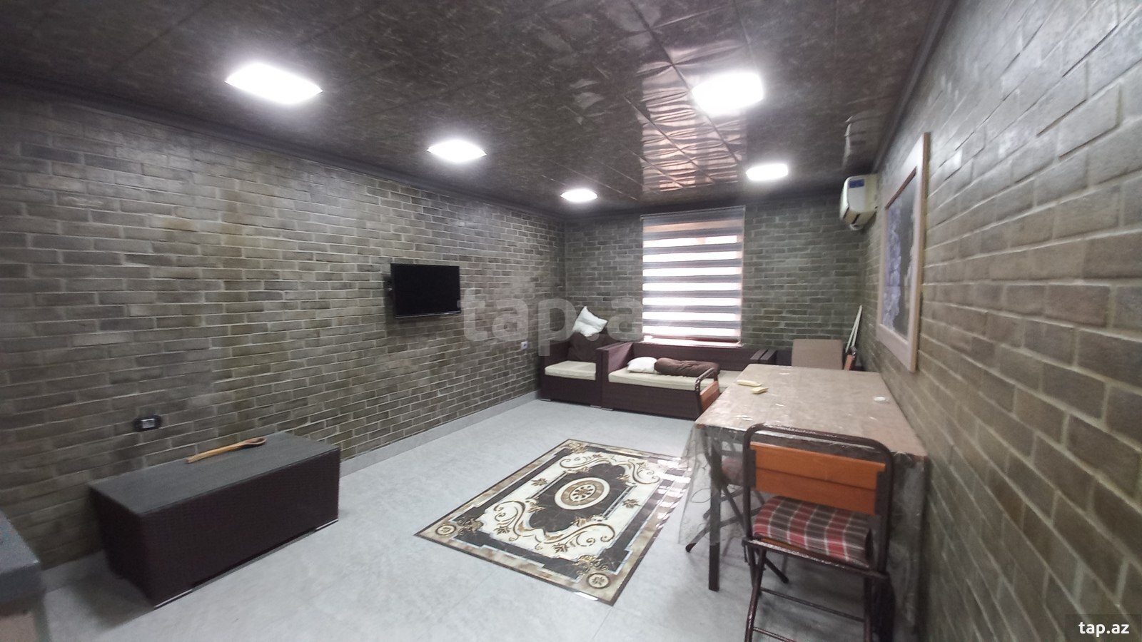 Villa, 21-ci mkr.