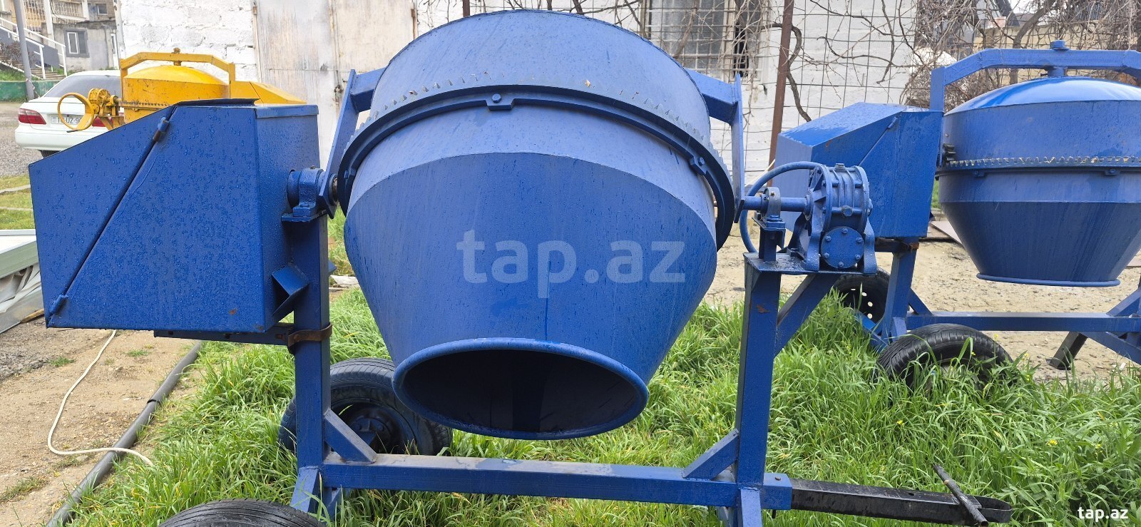 Beton qarışdıran (400l)