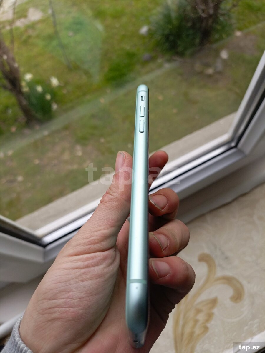 Apple iPhone 11 Green 64GB/4GB (4)