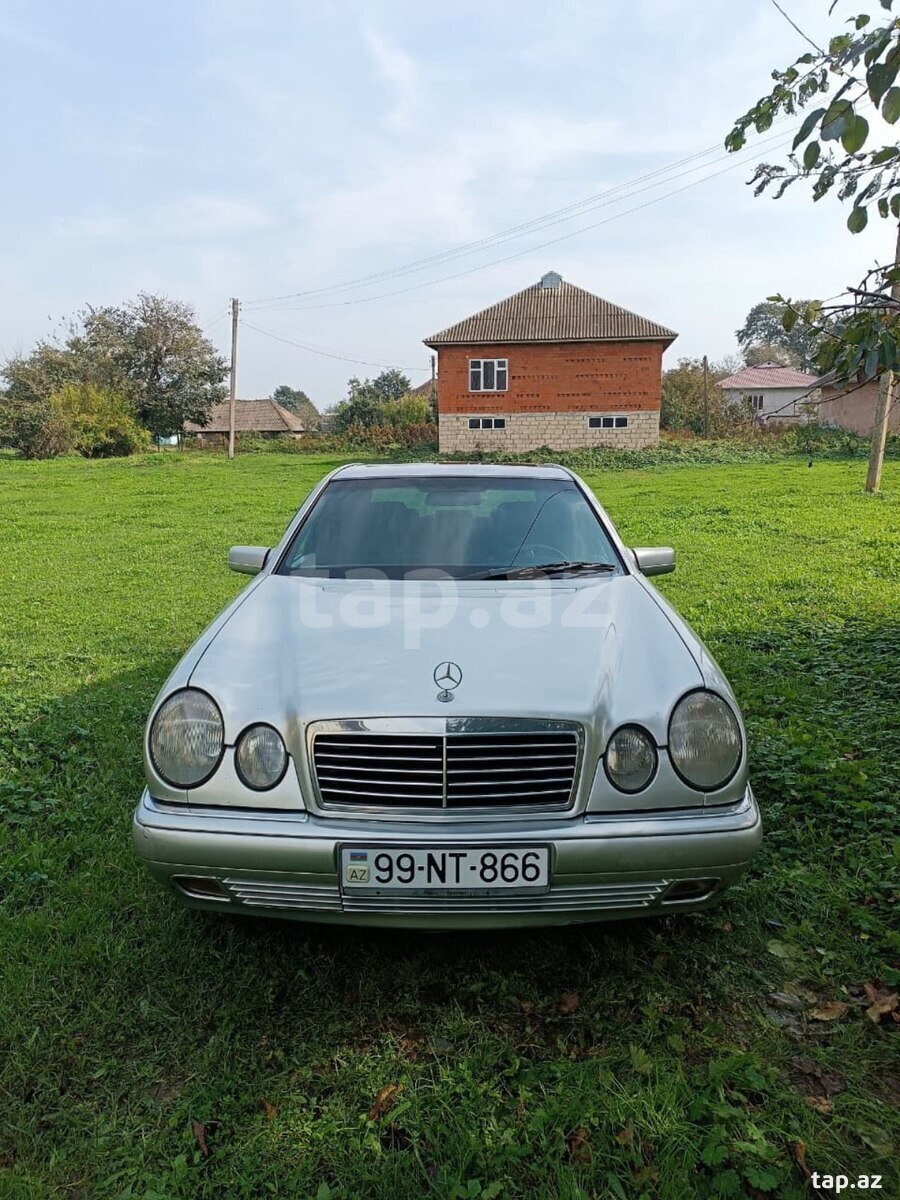 Mercedes E 240, 1998 il (6)