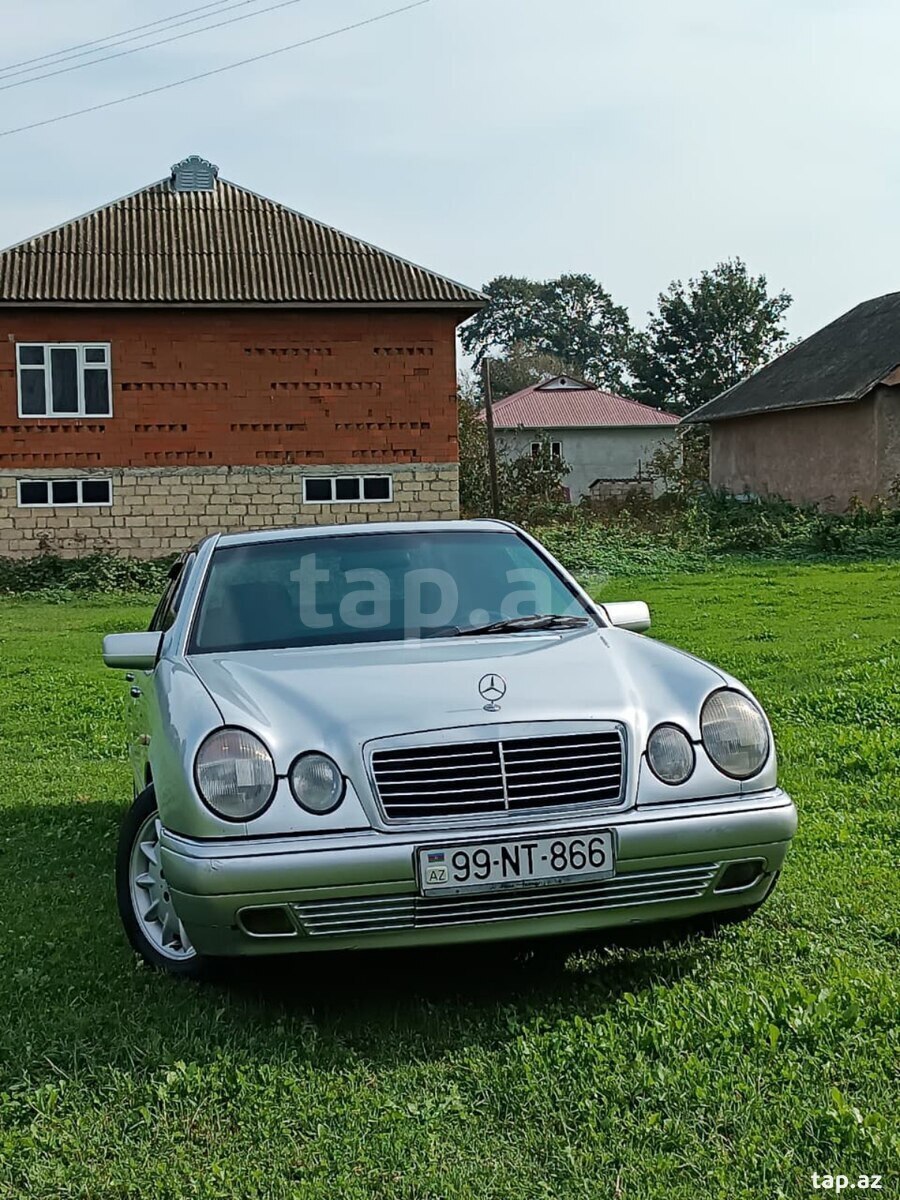 Mercedes E 240, 1998 il (7)