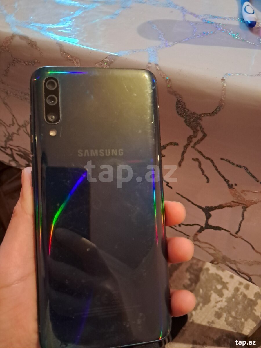 Samsung Galaxy A70 Black 128GB/6GB (4)