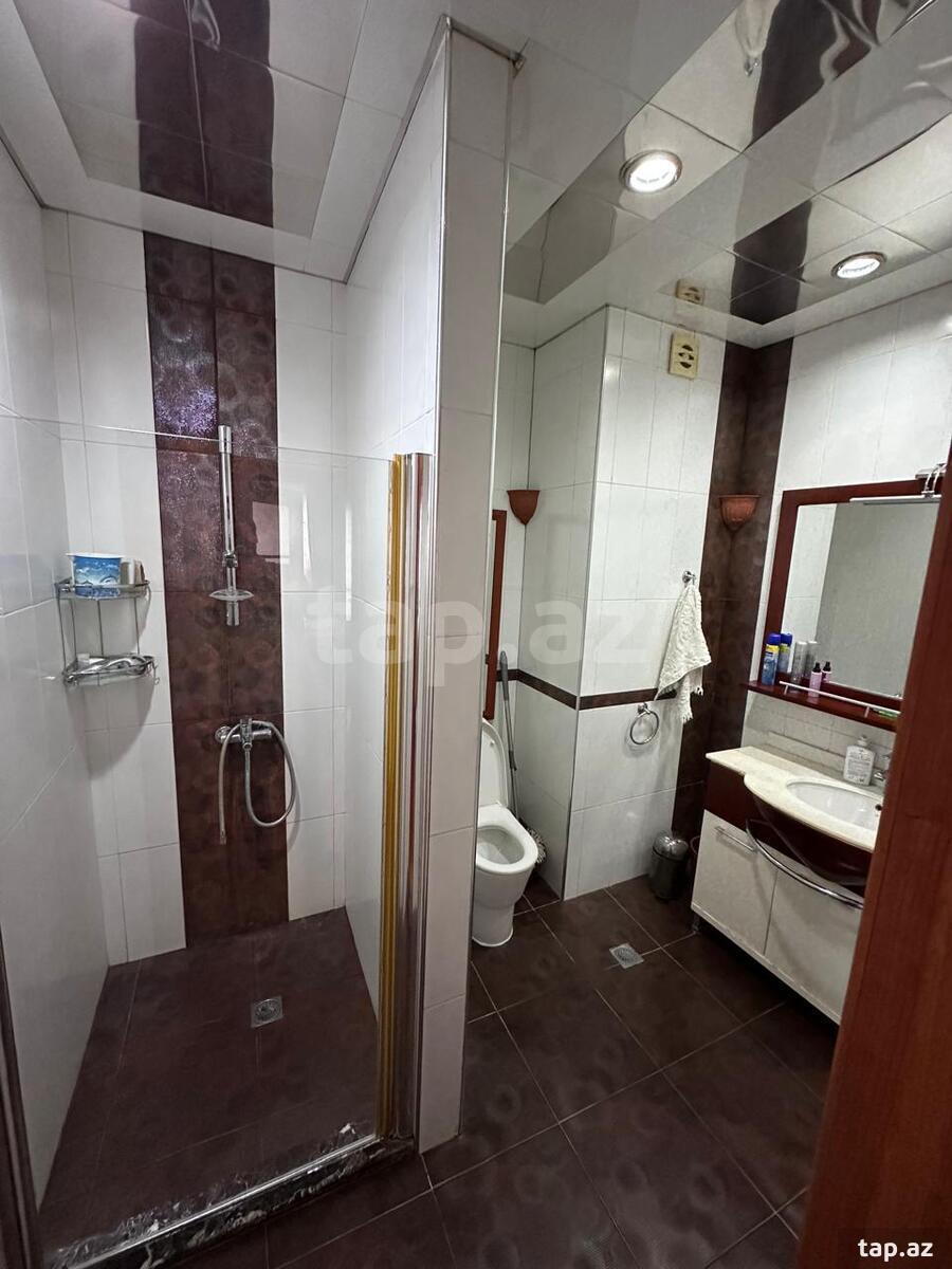 4-otaqlı yeni tikili, Nizami küç., 185 m²