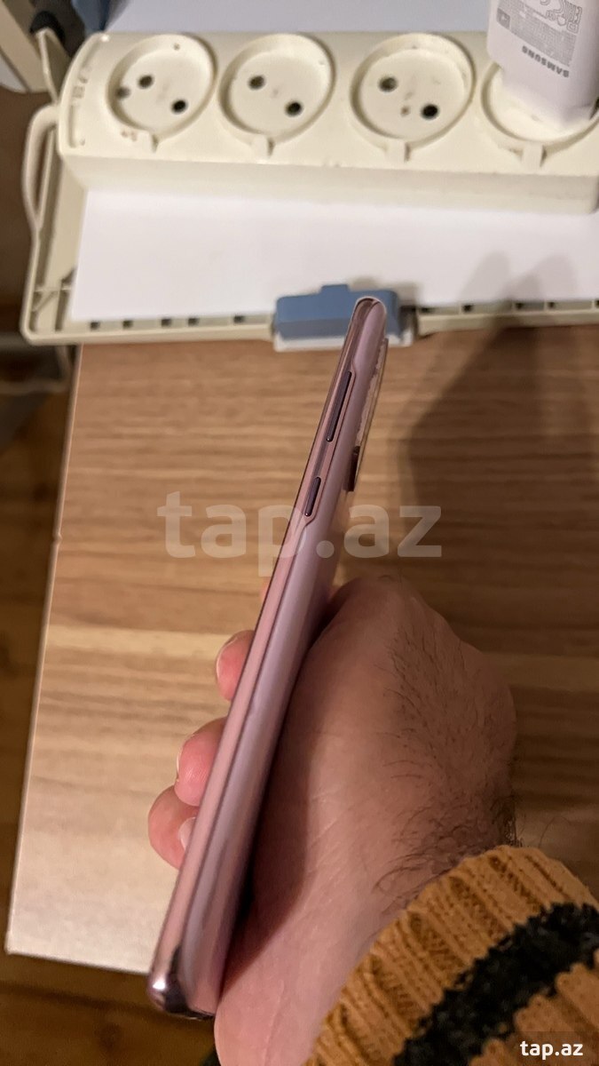 Samsung Galaxy S20 FE Cloud Lavender 128GB/6GB (3)