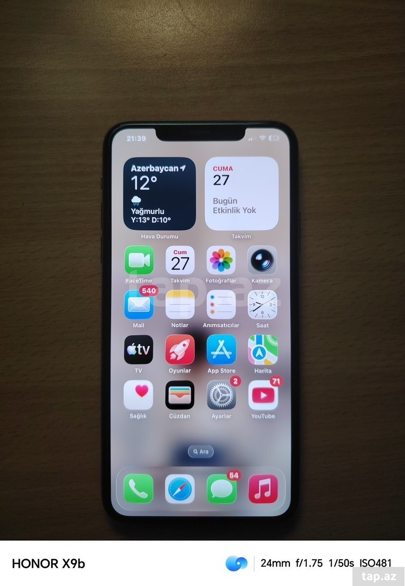 Apple iPhone 11 Pro Max Gold 64GB/4GB (3)