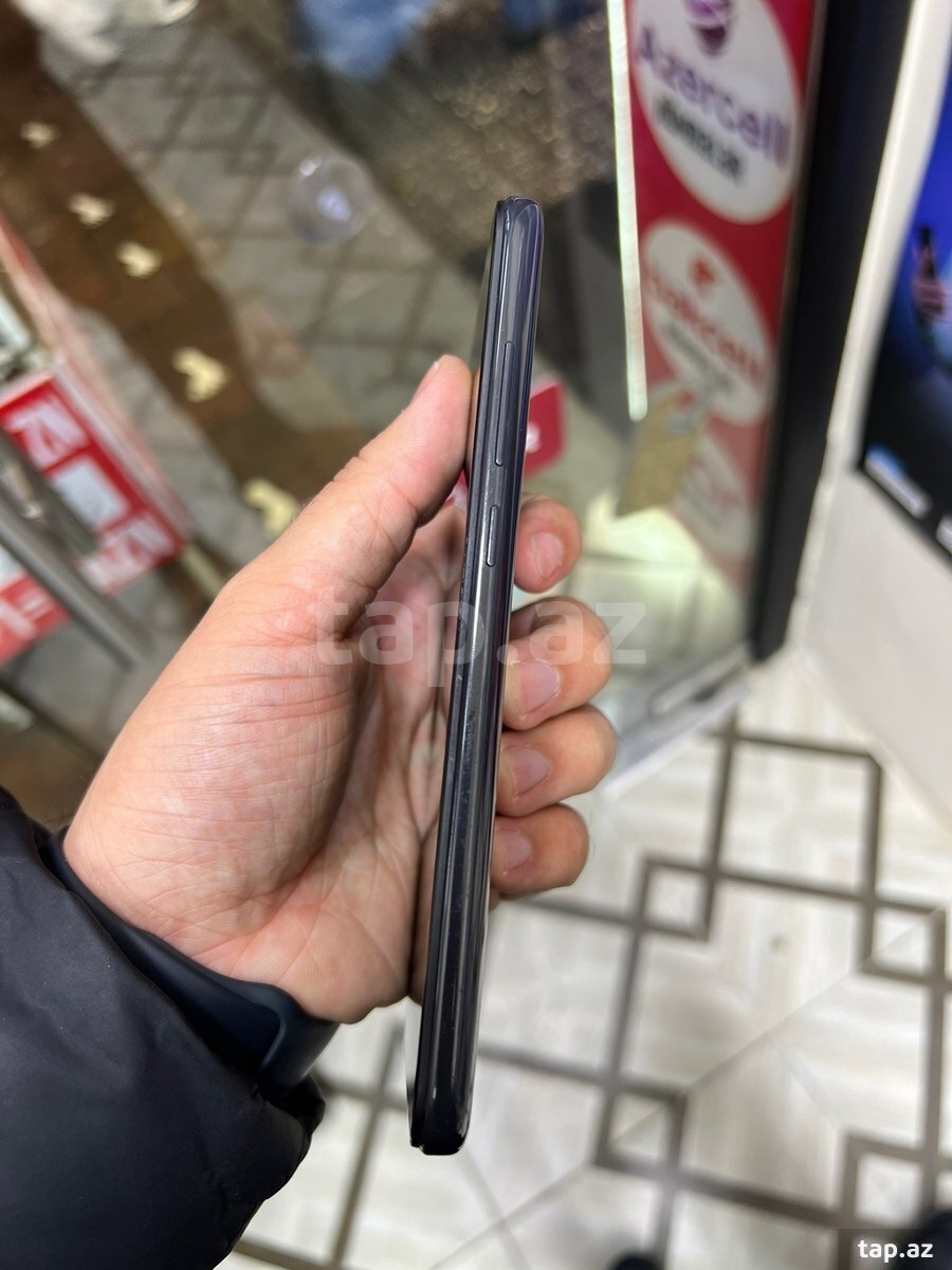 Xiaomi Redmi 8 Onyx Black 64GB/4GB (5)