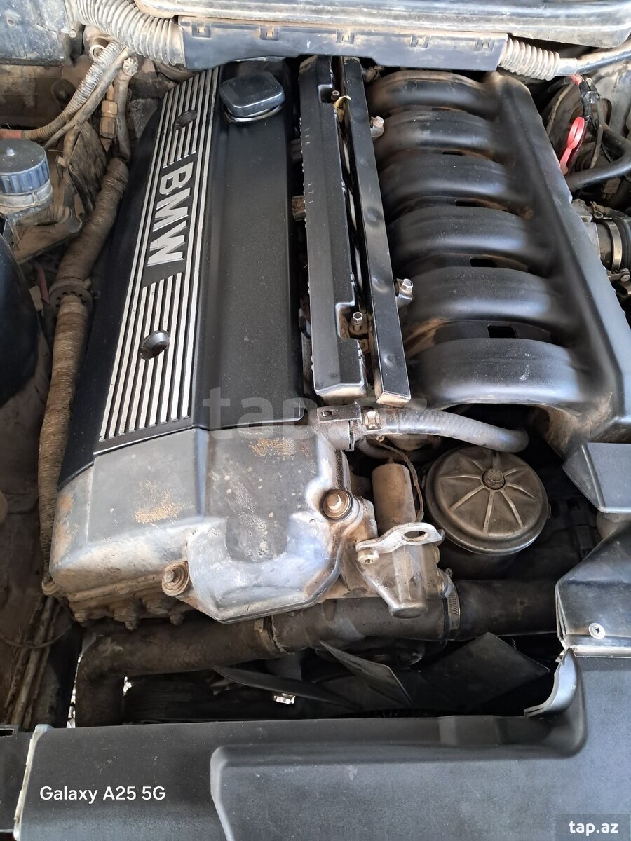 BMW 320, 1993 il (17)