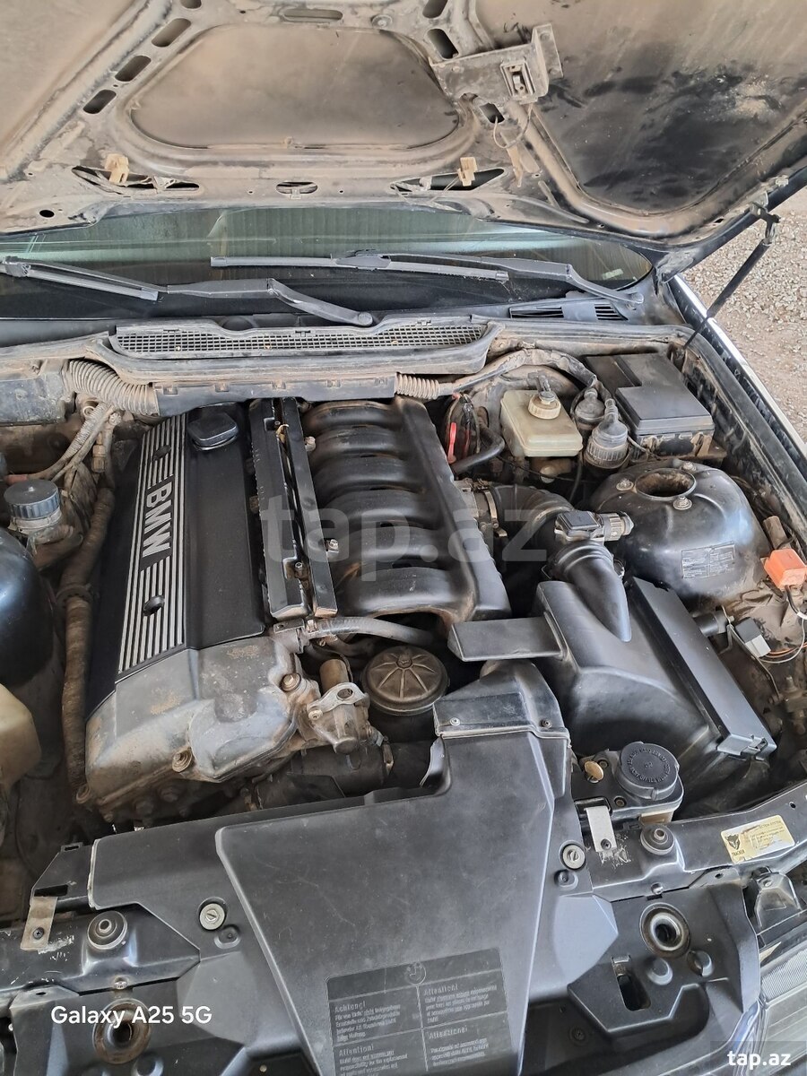 BMW 320, 1993 il (18)