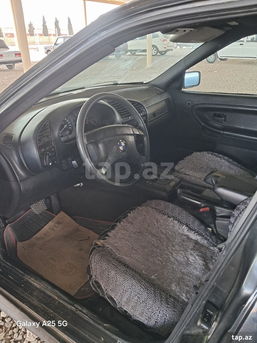 BMW 320, 1993 il (10)