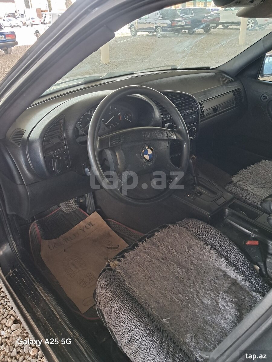 BMW 320, 1993 il (13)