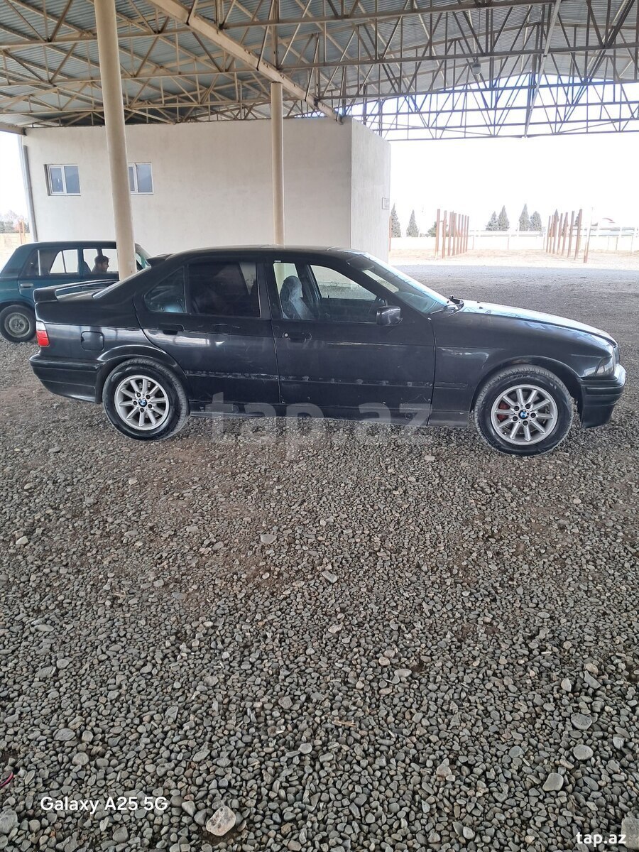 BMW 320, 1993 il (2)