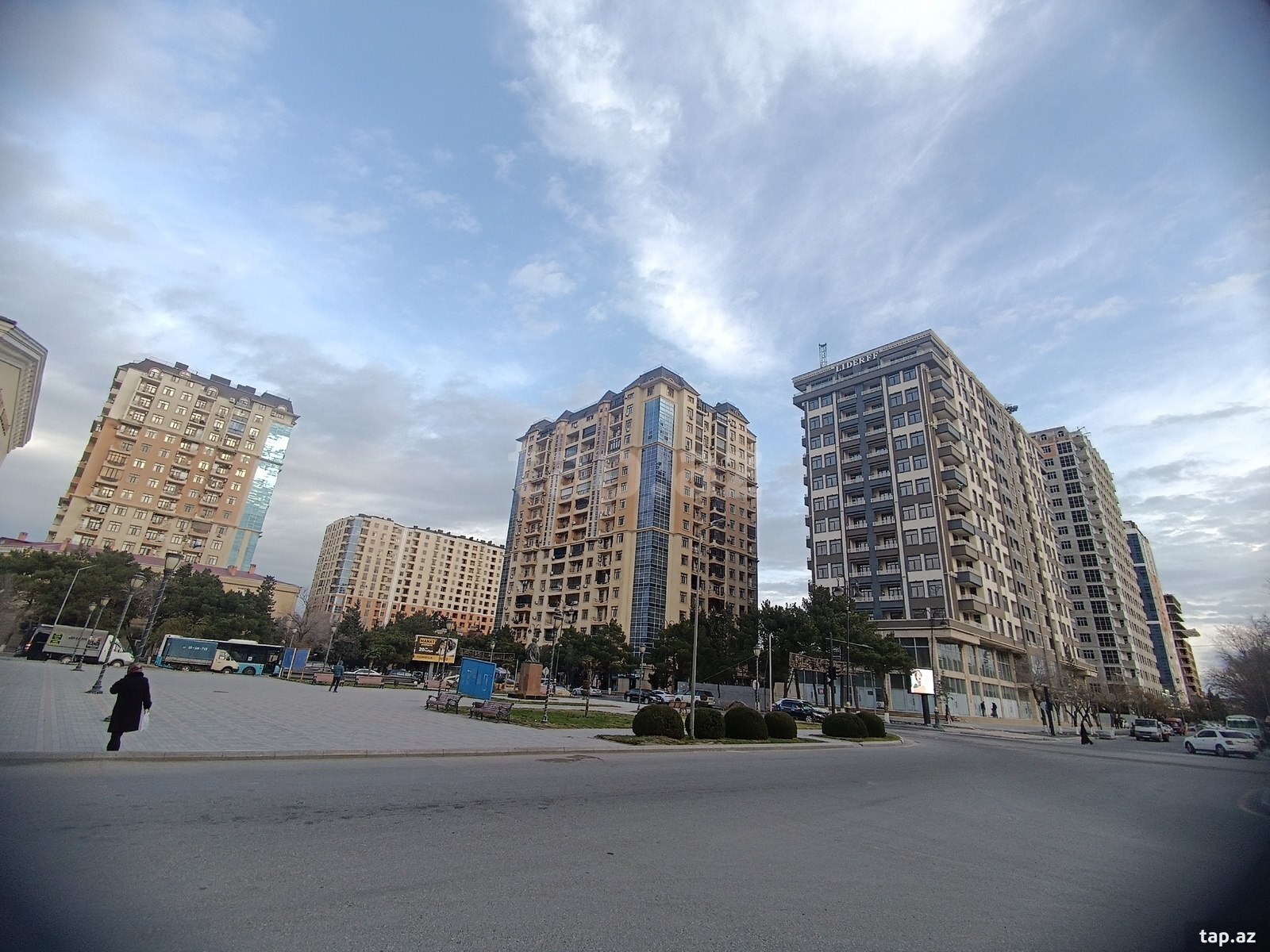 2-otaqlı yeni tikili, Heydər Əliyev pr., 100 m²