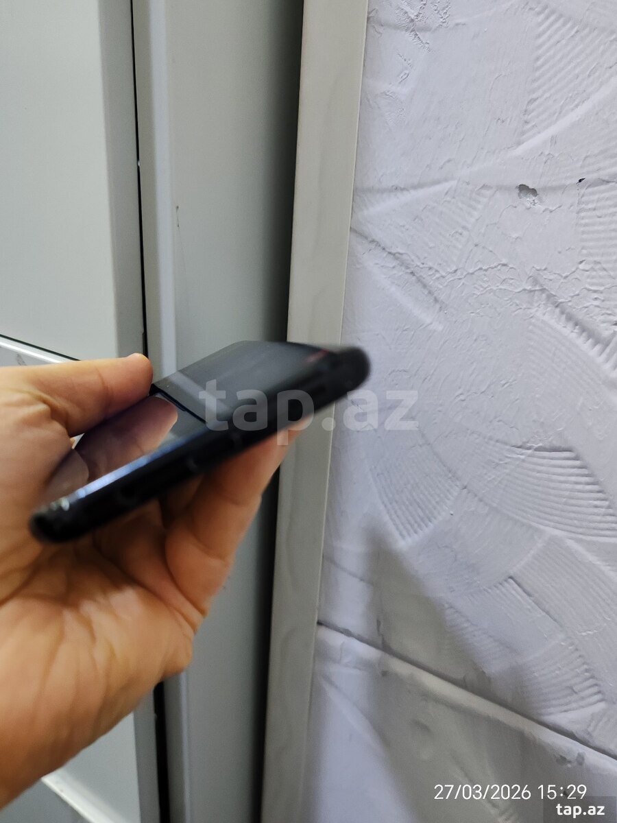 Samsung Galaxy S8+ Midnight Black 64GB/4GB (3)