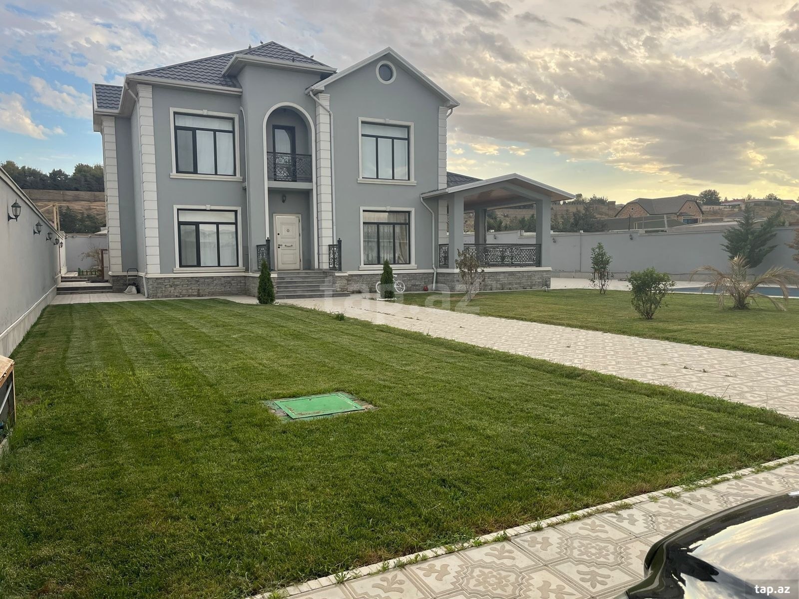 6 otaqlı bağ evi satılır, Bakı