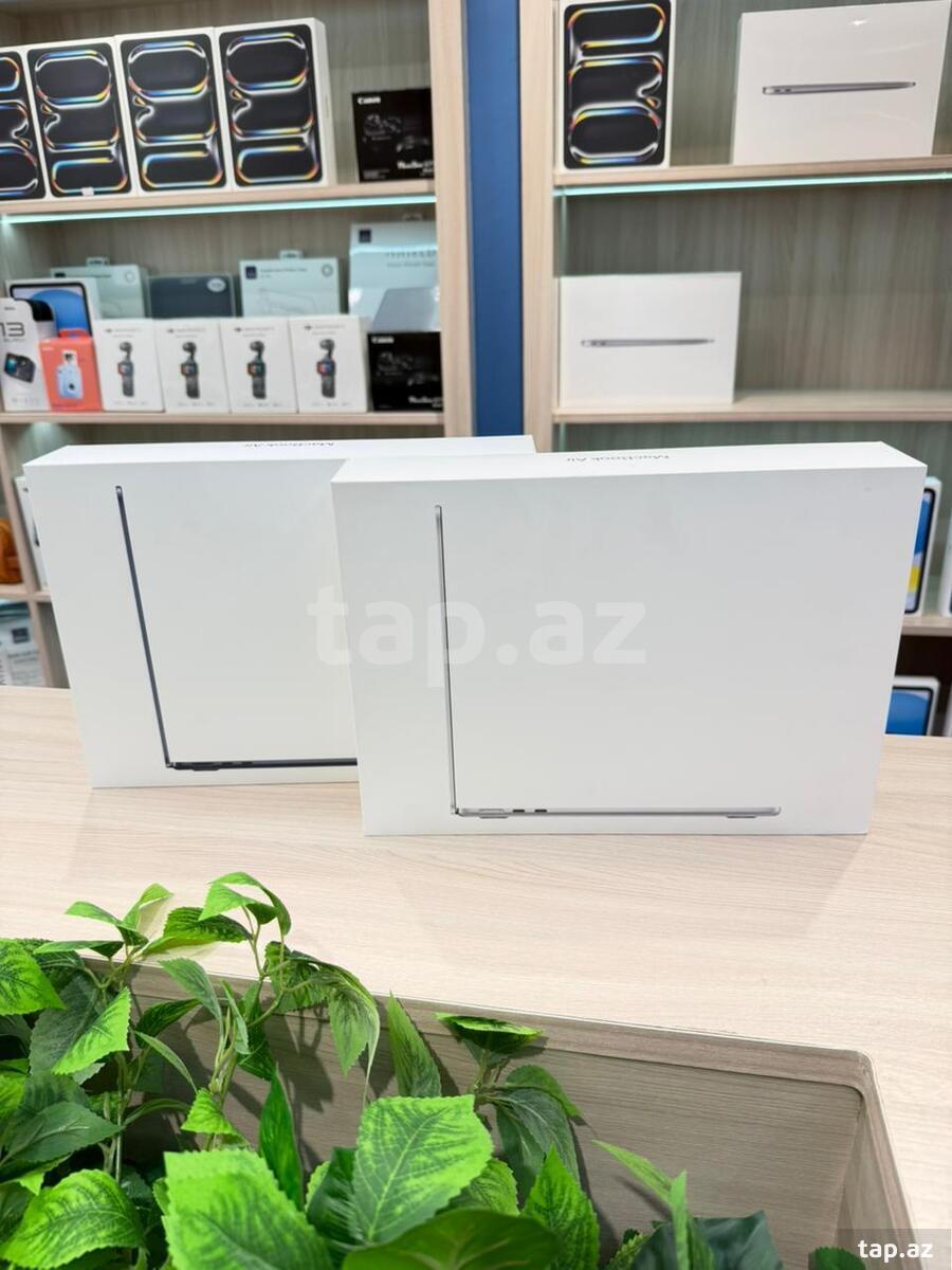 Apple MacBook 13.6’inch M5 16/512GB Midnight
