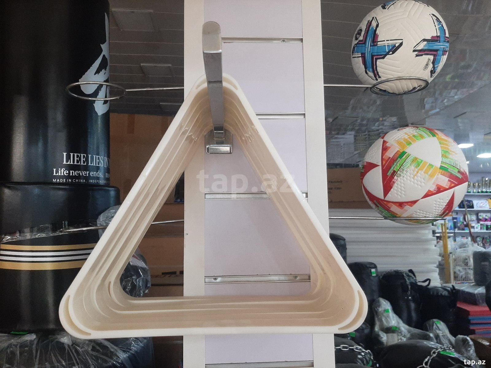 Bilyard üçbucağı (2)