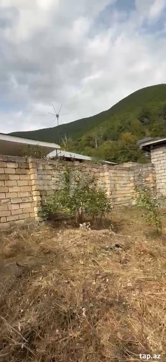 4 sot torpaq sahəsi, Şəki r.