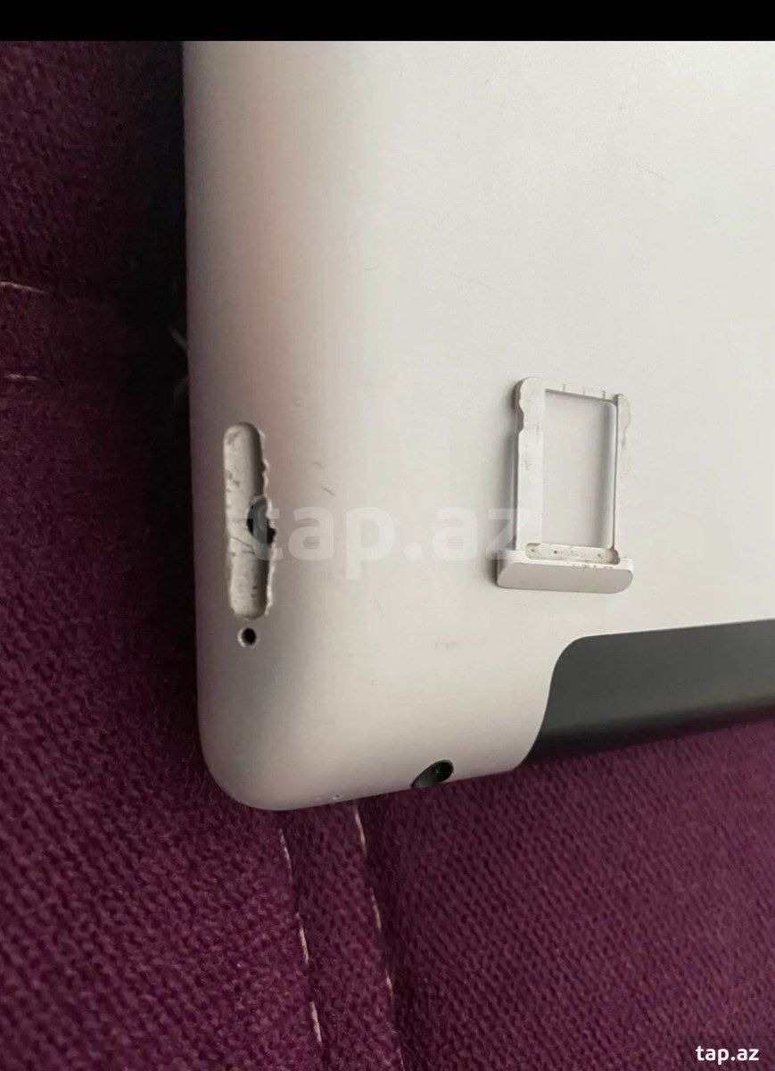 Apple iPad 16GB (4)