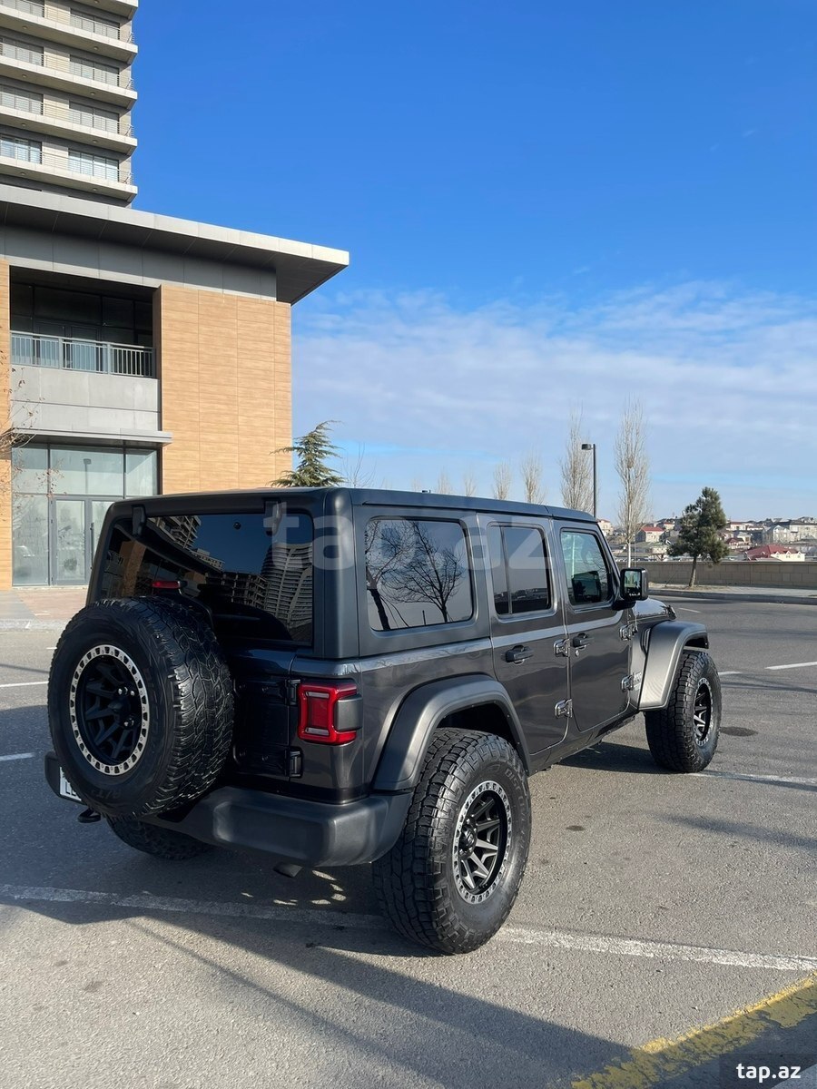 Jeep Wrangler, 2020 il (6)