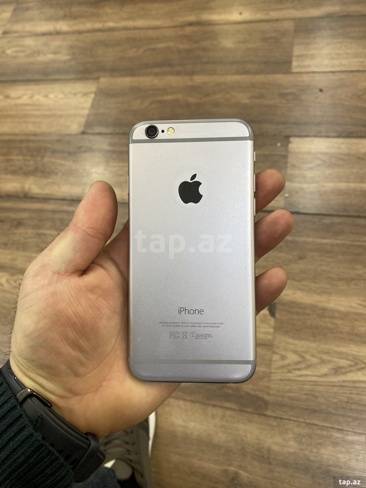Apple iPhone 6 Space Gray 16GB (2)