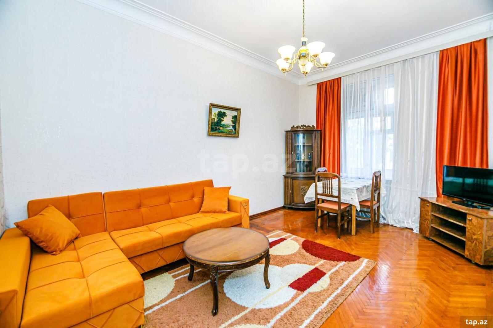 2-otaqlı mənzil kirayə verilir, Sahil m., 60 m²