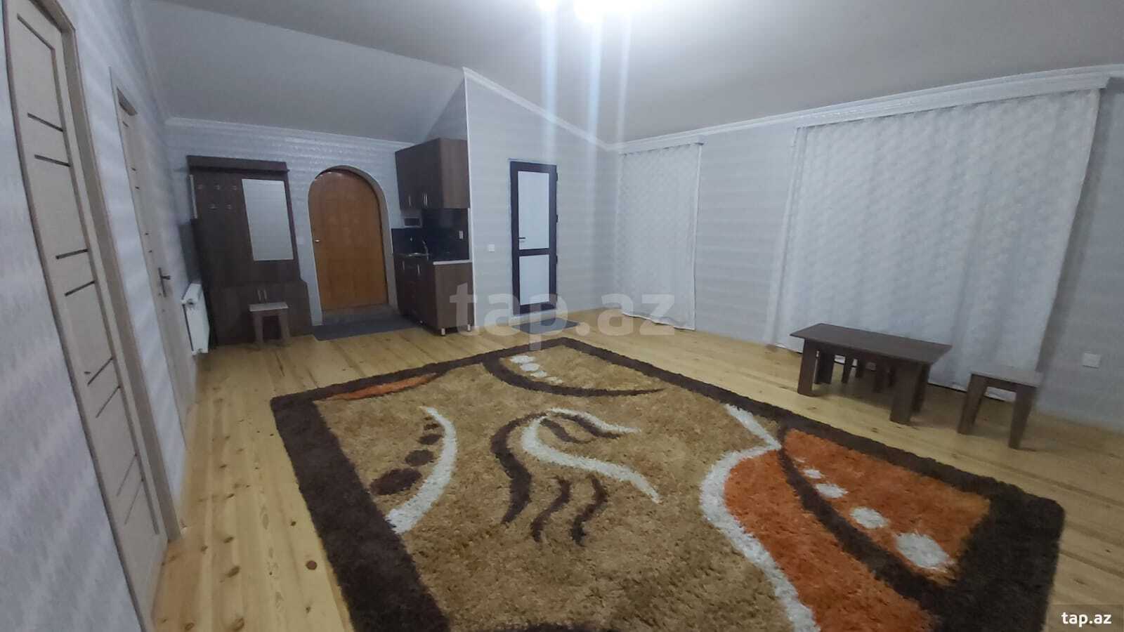 Həyət evi kirayə verilir, Qəbələ r. (12)