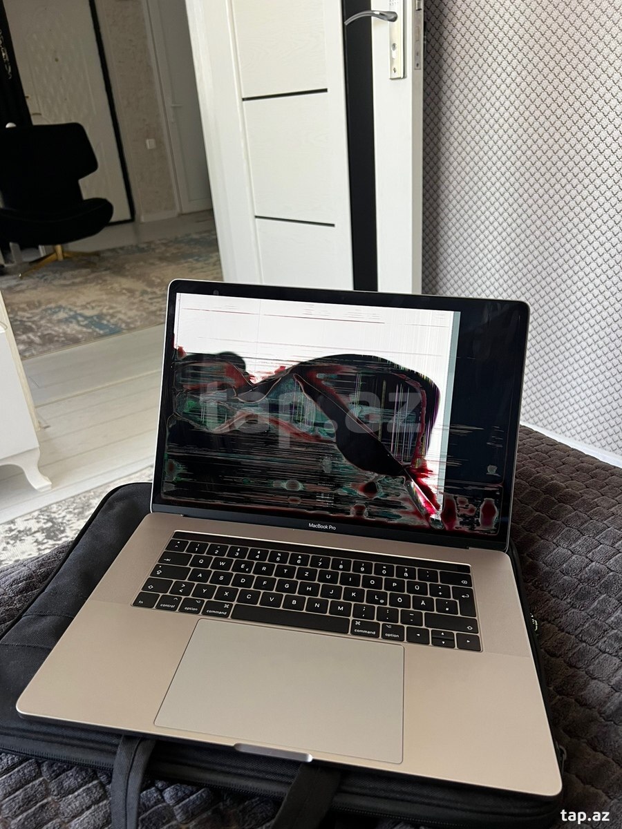 Apple Macbook Pro 