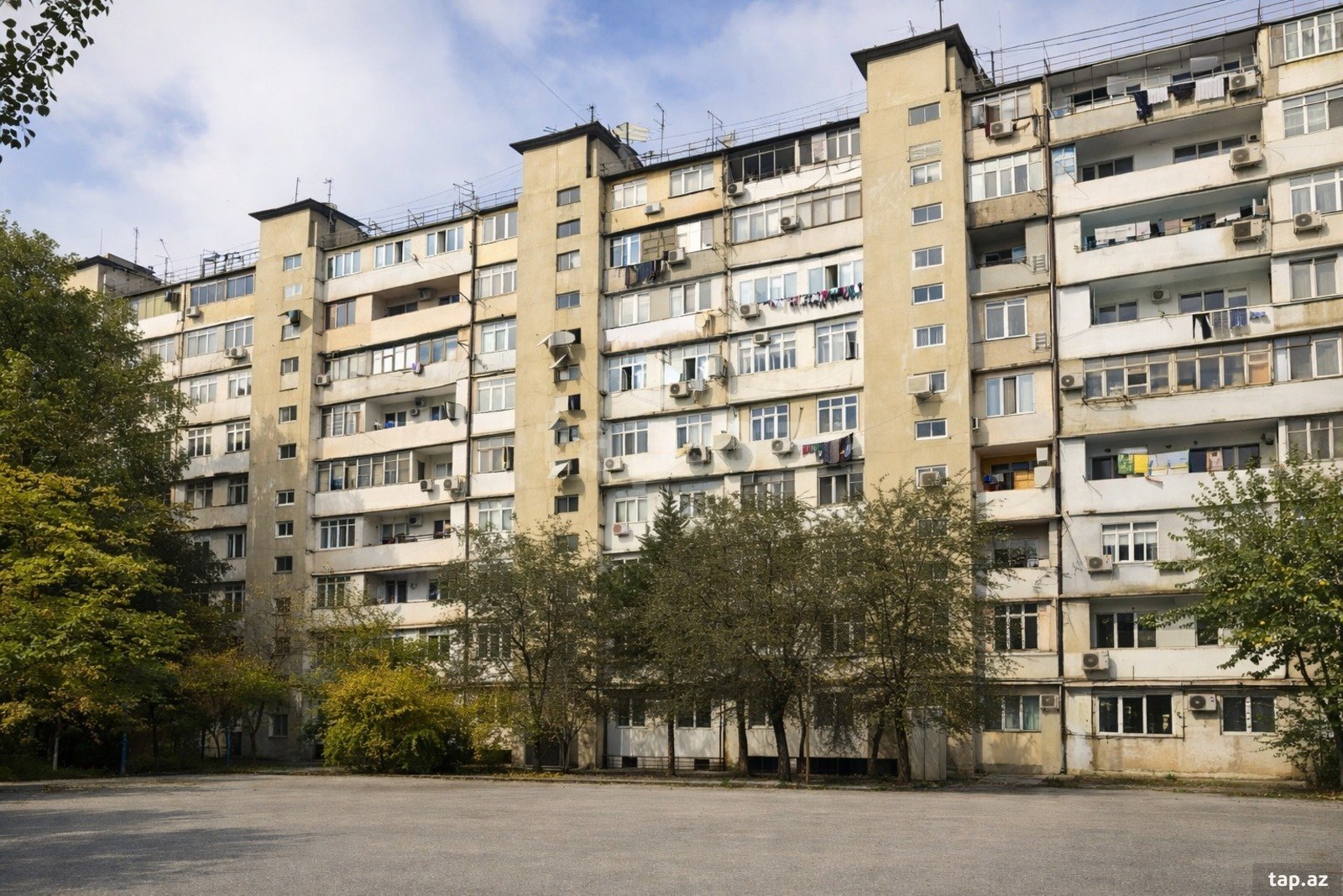 3-otaqlı mənzil, C. Naxçıvanski küç., 100 m²