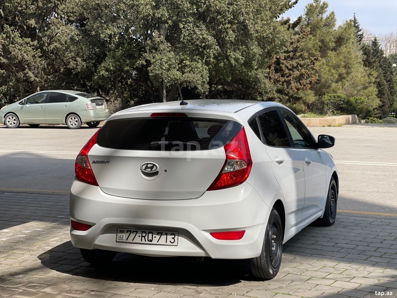 6-ci miniatür