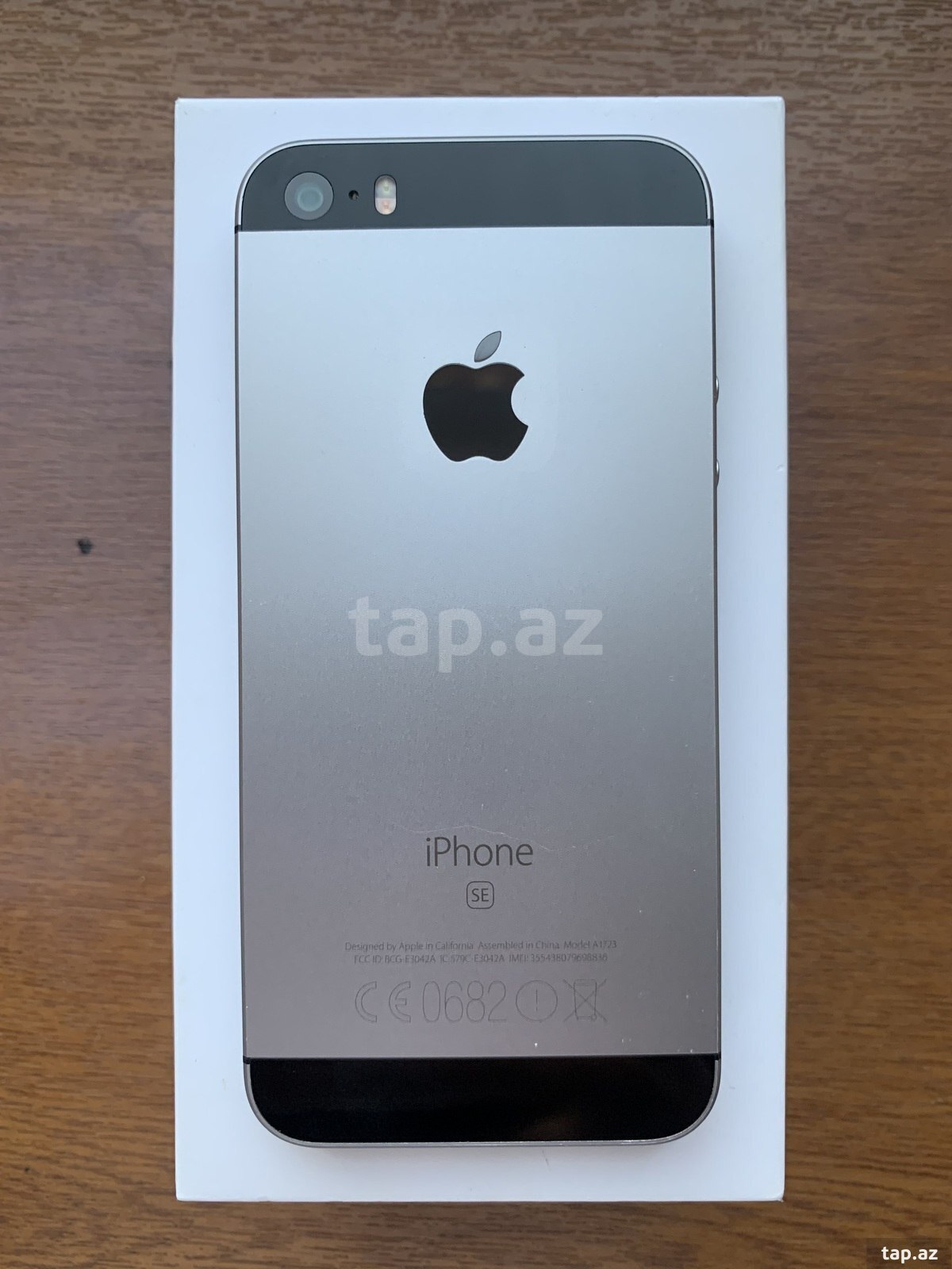 Apple iPhone SE Space Gray 64GB