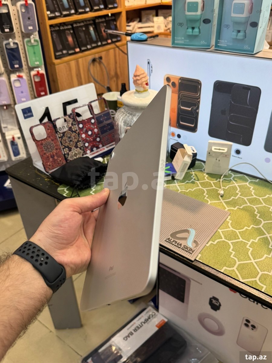 Apple iPad 10 (2022) (5)