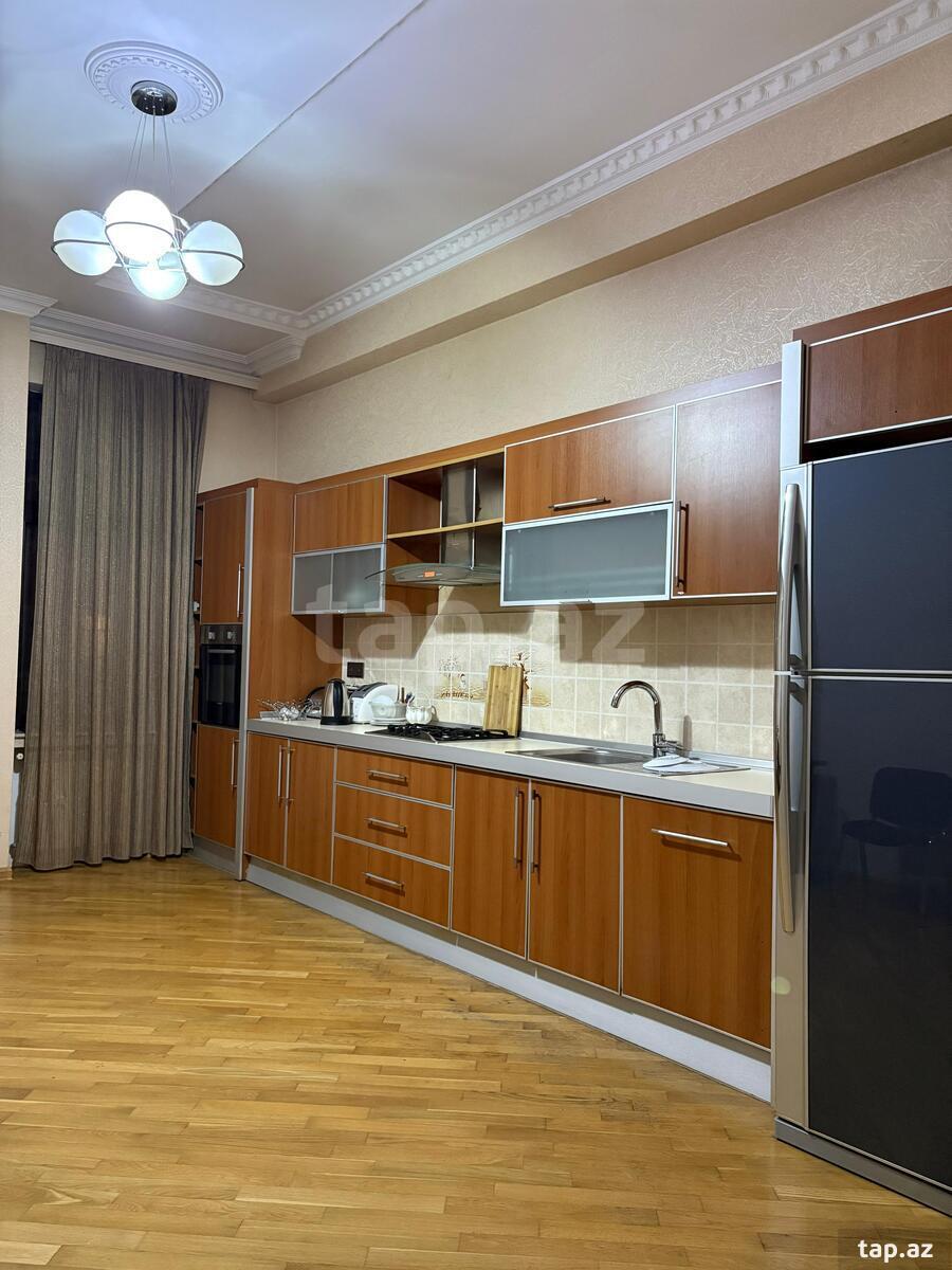 3-otaqlı yeni tikili kirayə verilir, Sahil m., 190 m² (11)