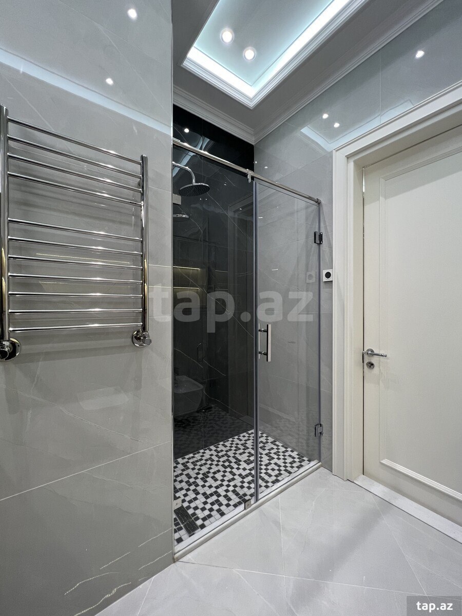 4-otaqlı yeni tikili kirayə verilir, Ağ şəhər, 210 m² (22)