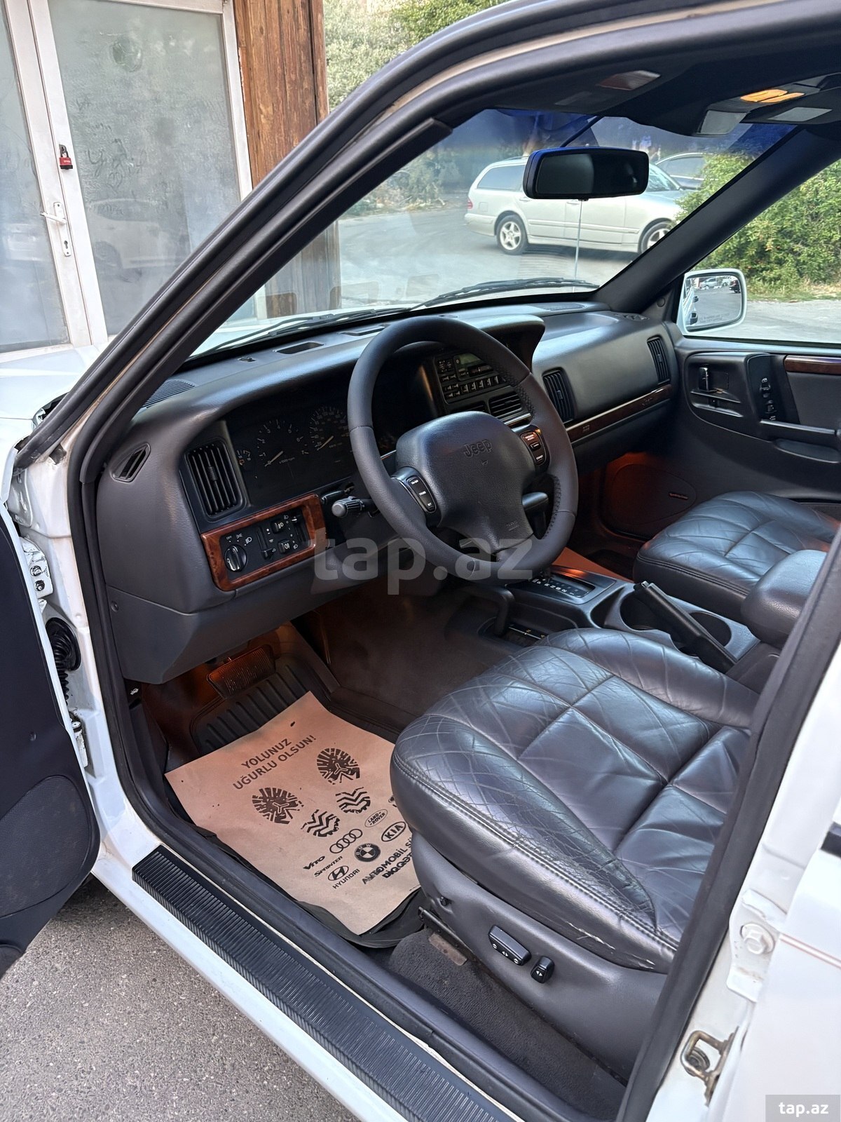 Jeep Grand Cherokee, 1997 il (12)