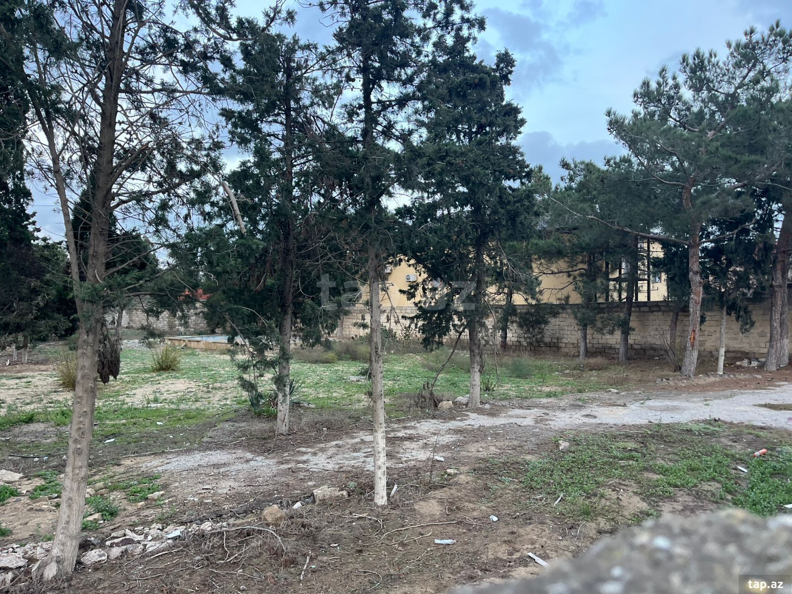 Land for sale, Baku