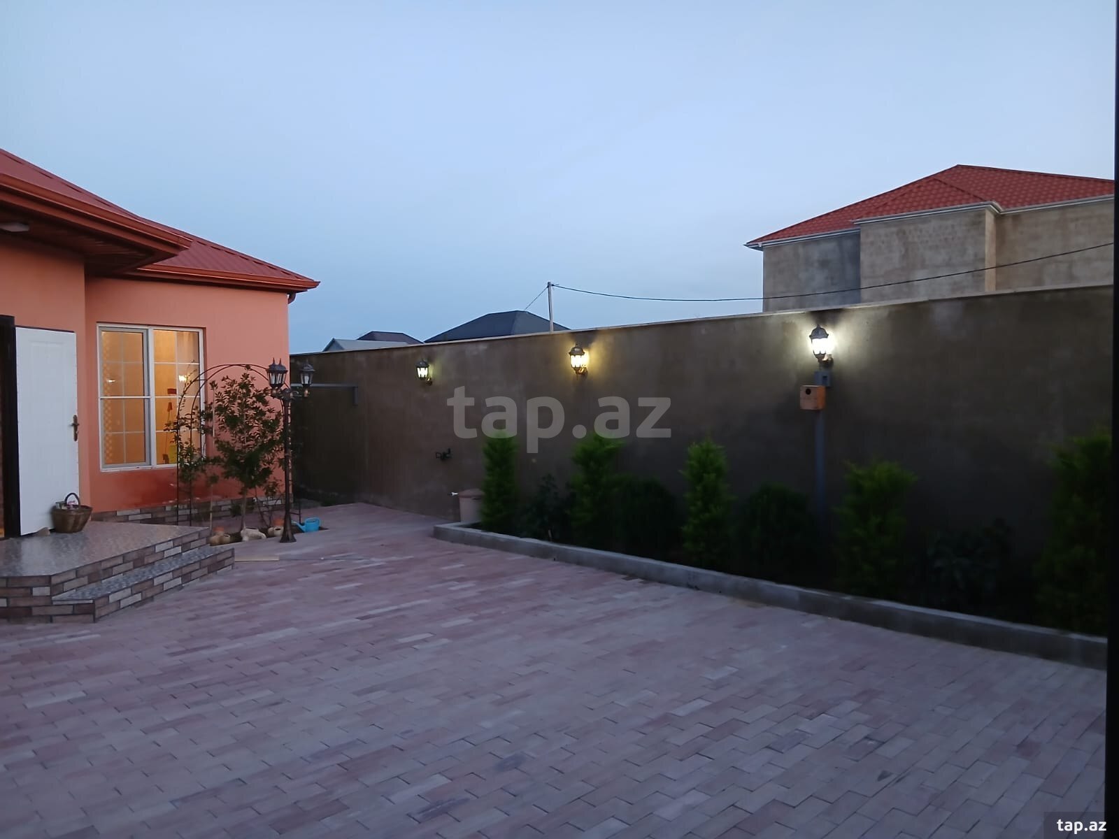 Villa, Albalılıq qəs. (21)
