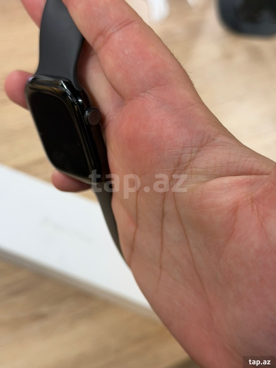Apple Watch Series 10 Aluminum Jet Black 46mm (5)