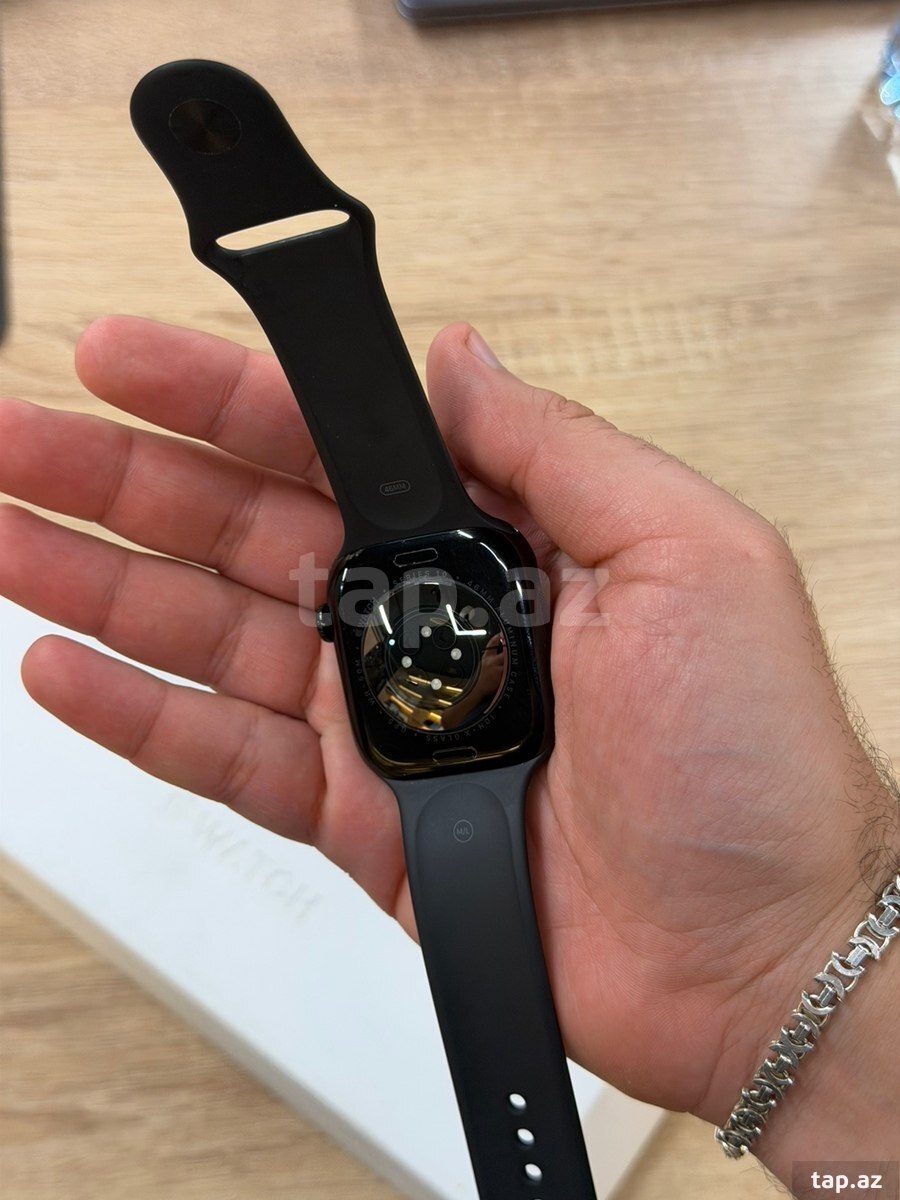 Apple Watch Series 10 Aluminum Jet Black 46mm (4)