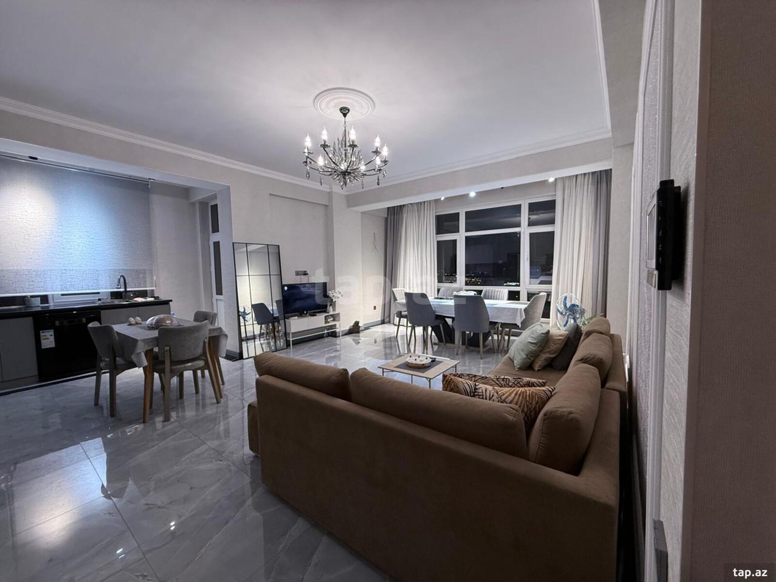 3-otaqlı yeni tikili, A.Kunanbayev küç., 105 m²