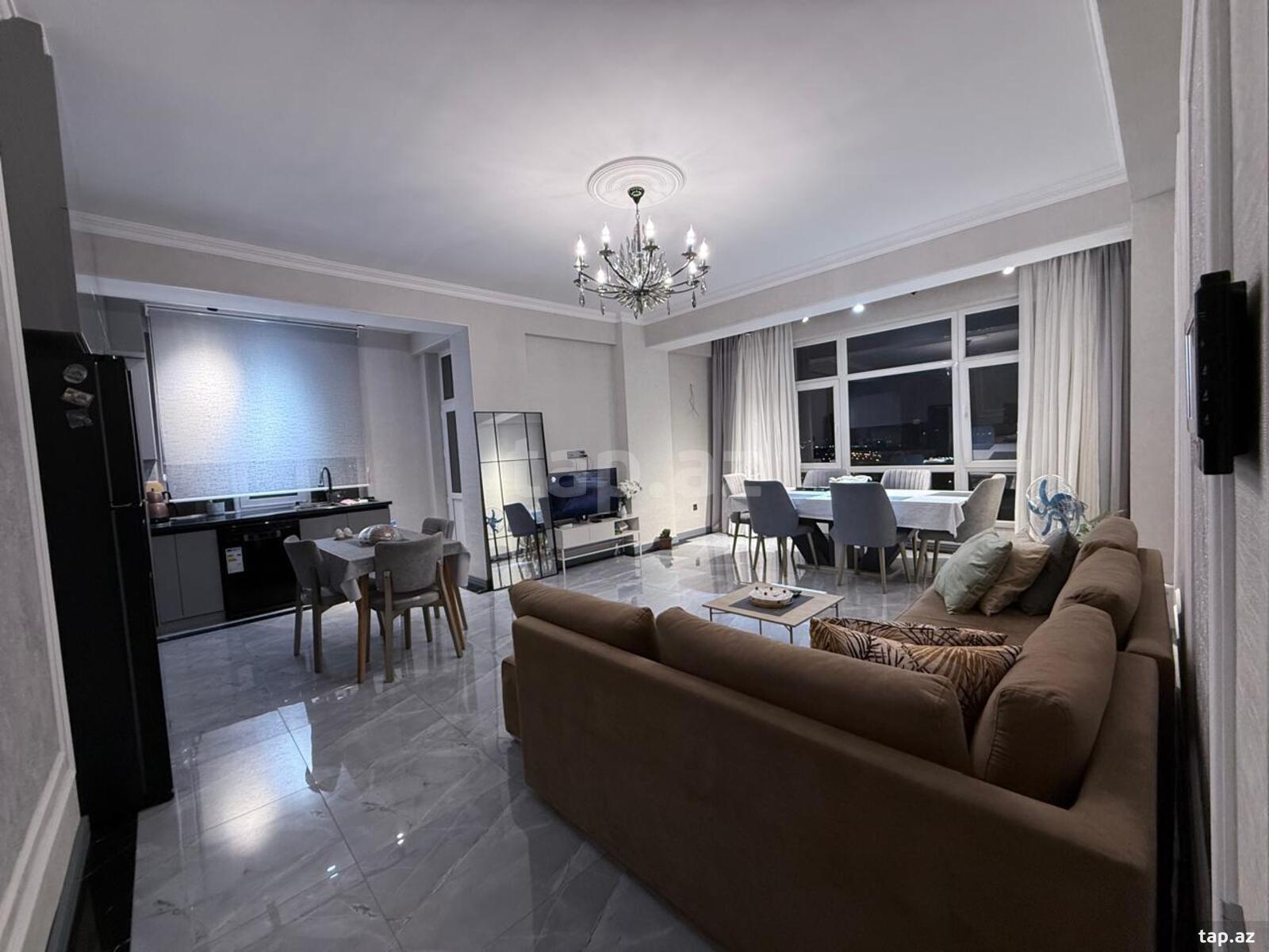 3-otaqlı yeni tikili, A.Kunanbayev küç., 105 m²