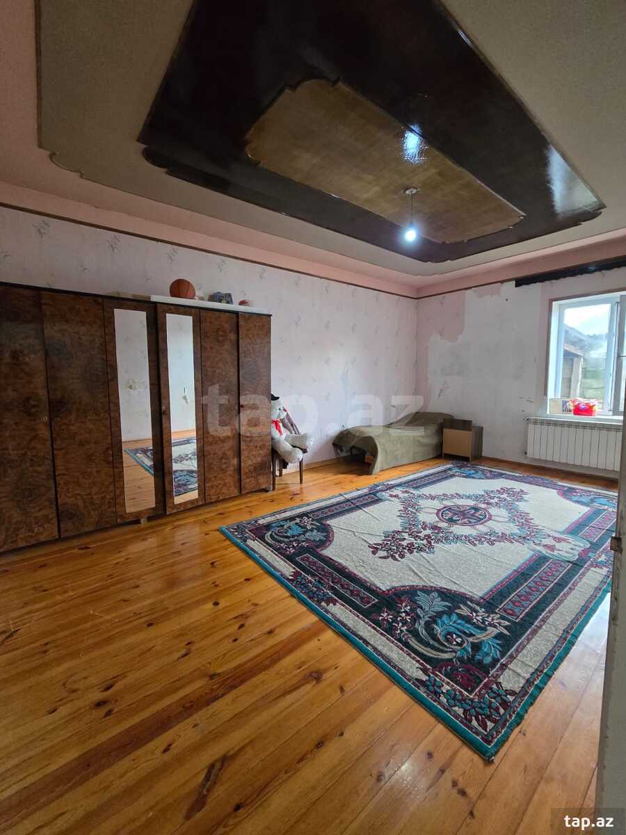 Həyət evi, Binə qəs. (8)