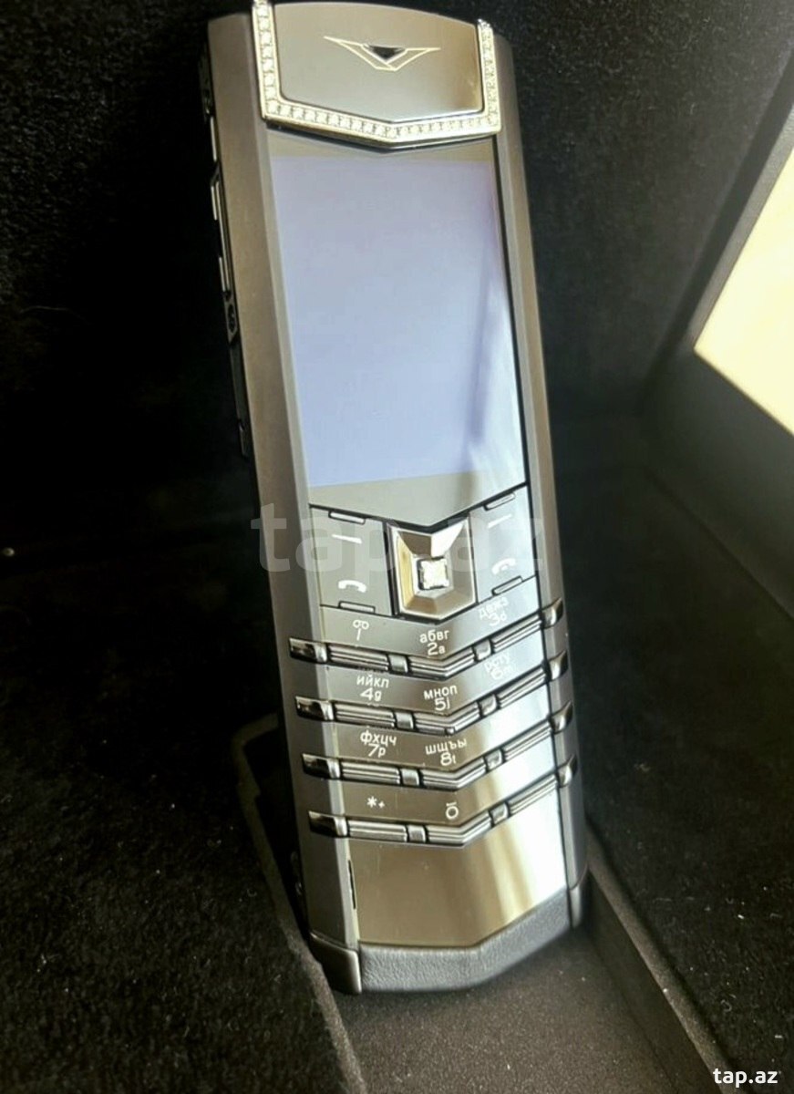 Vertu Signature S Design Pure Black White Diamonds 4GB