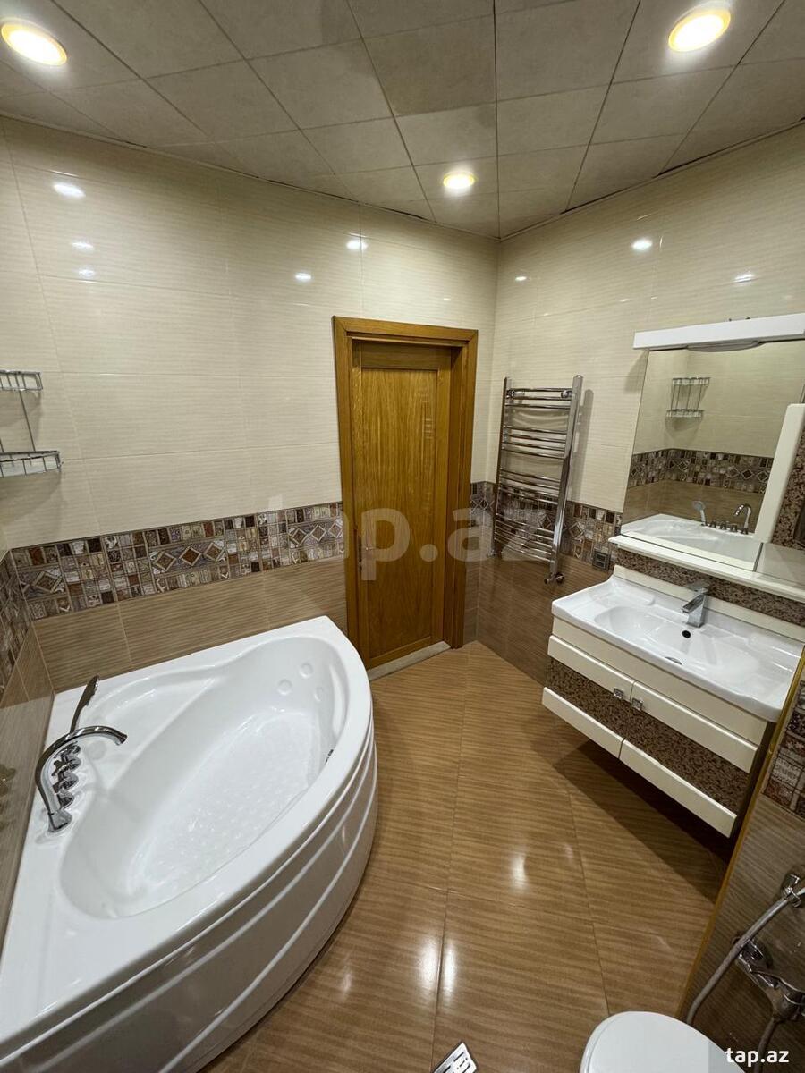 3-otaqlı yeni tikili, Bakıxanov qəs., 147 m² (17)