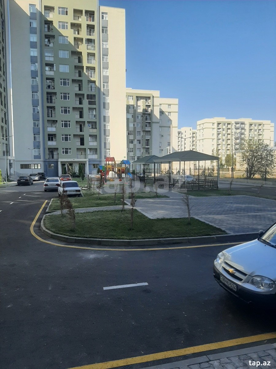 3-otaqlı yeni tikili, Gəncə ş., 110 m²