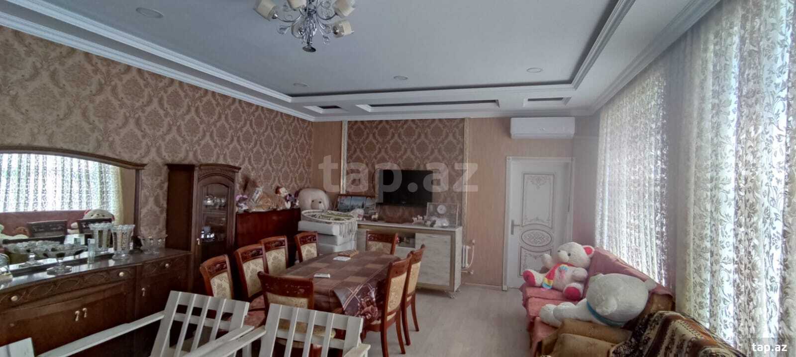 Həyət evi, Novxanı qəs. (13)