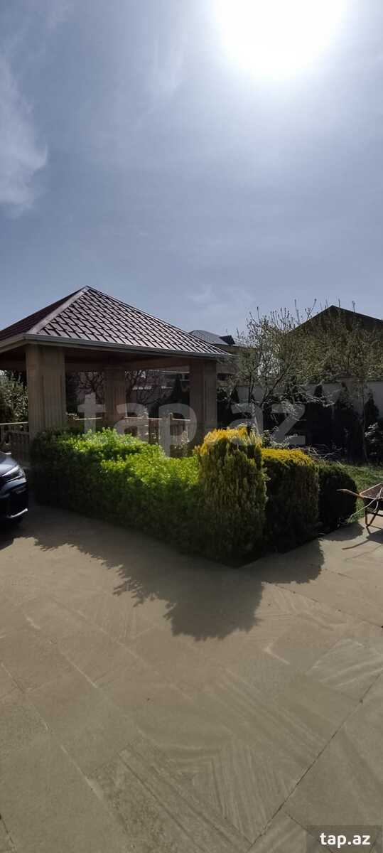 Həyət evi, Novxanı qəs. (10)