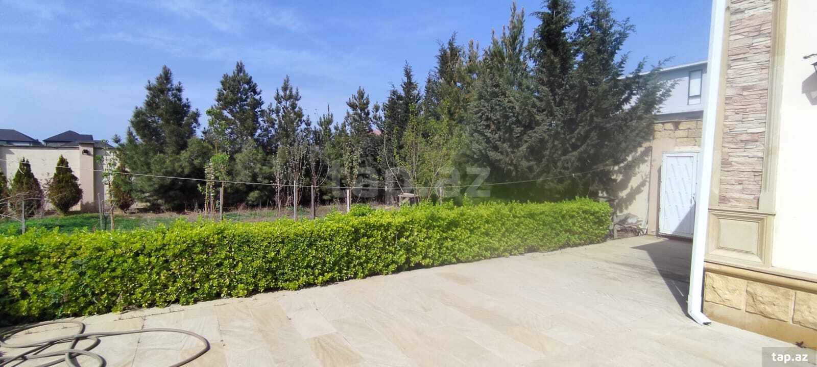 Həyət evi, Novxanı qəs. (6)