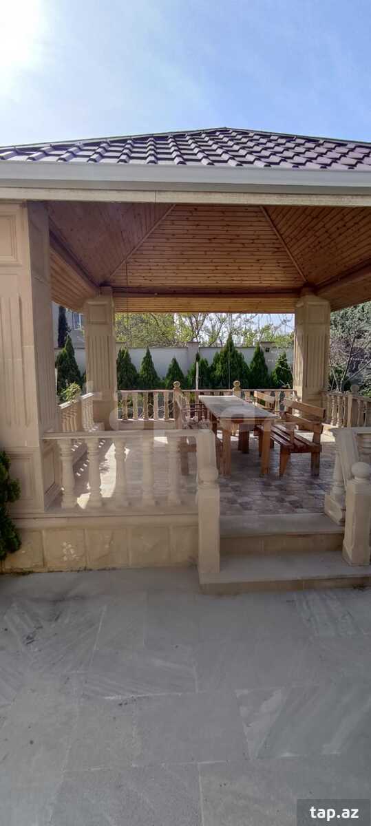 Həyət evi, Novxanı qəs.