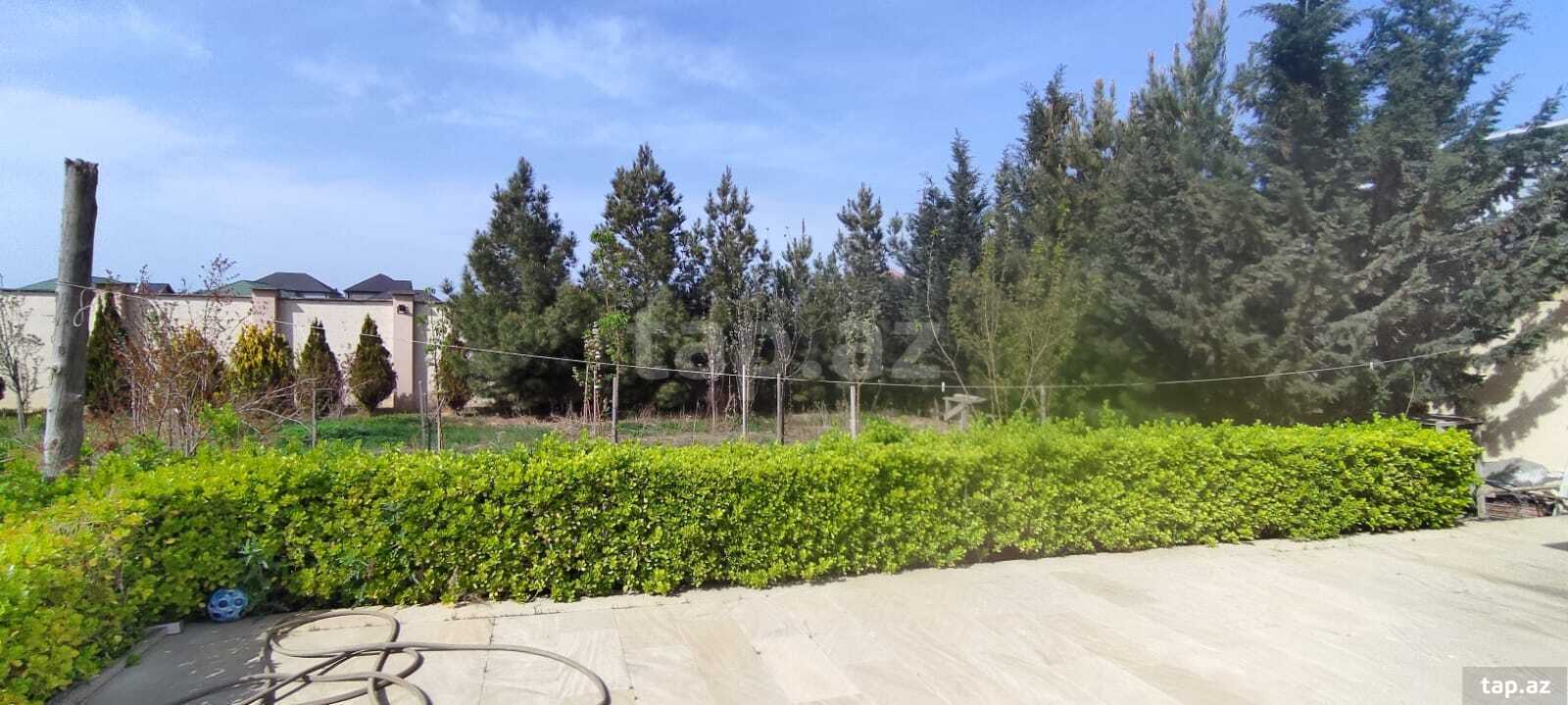 Həyət evi, Novxanı qəs. (9)