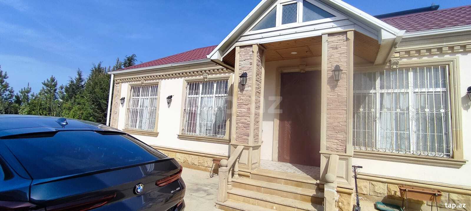 Həyət evi, Novxanı qəs. (3)